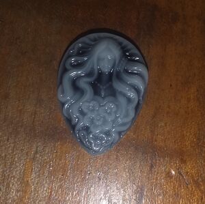 Tear Drop Shaped Ladies Head Classic Cameo Mold, Jewelry Making - Resin / Clay